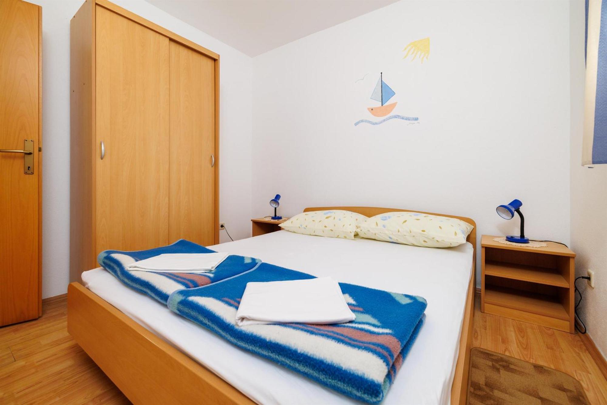 Apartment Julija Povile Bagian luar foto