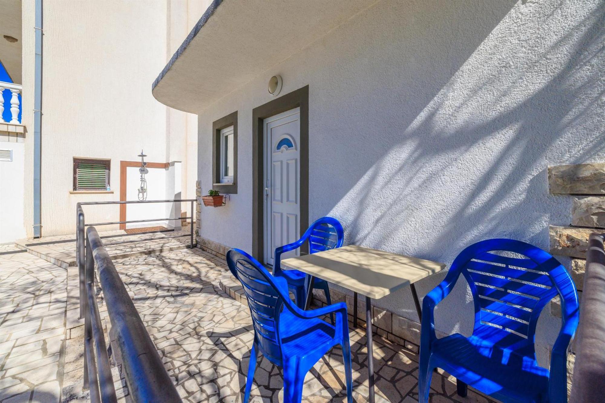 Apartment Julija Povile Bagian luar foto